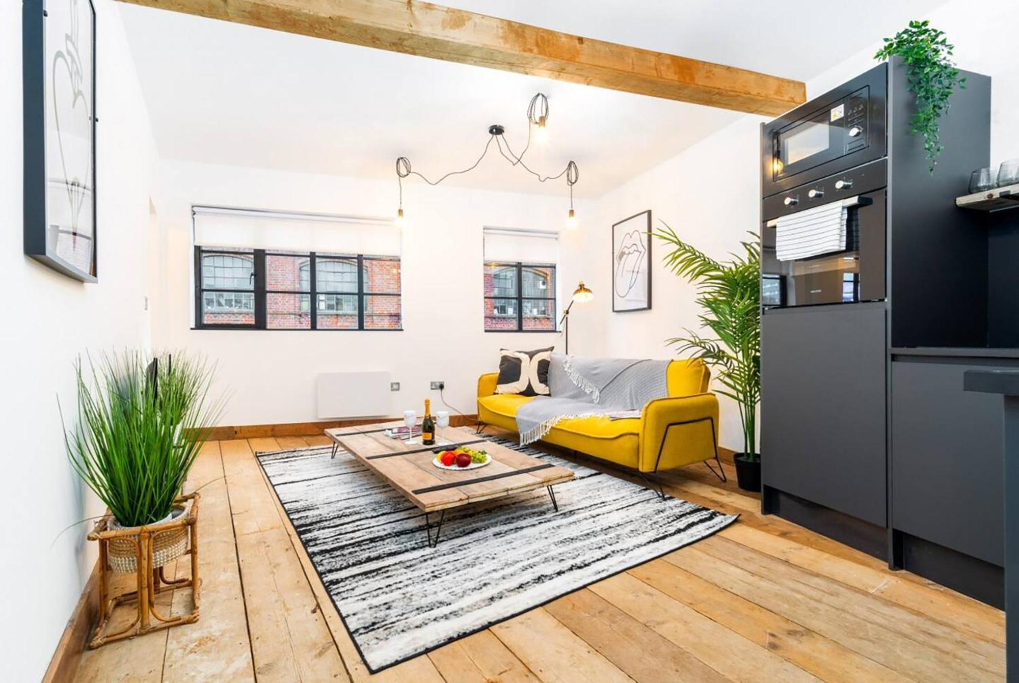 Loft Apartment - Near City Centre - Smart Tv- Wifi - Netfix - Parking - Top Rated - 2Nt Birmingham Exterior photo